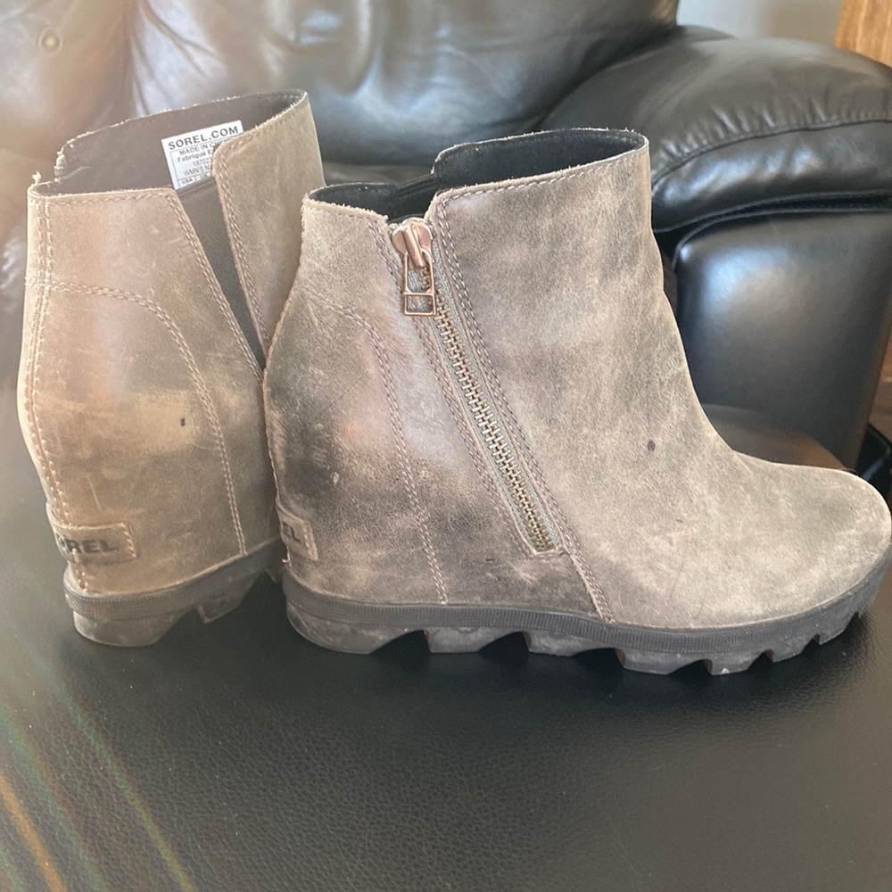 Sorel wedges